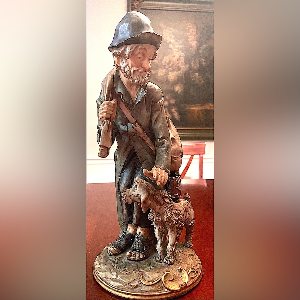 Capodimonte porcelain figurine, "Tramp & Scamp" created by Giuseppe Cappé.